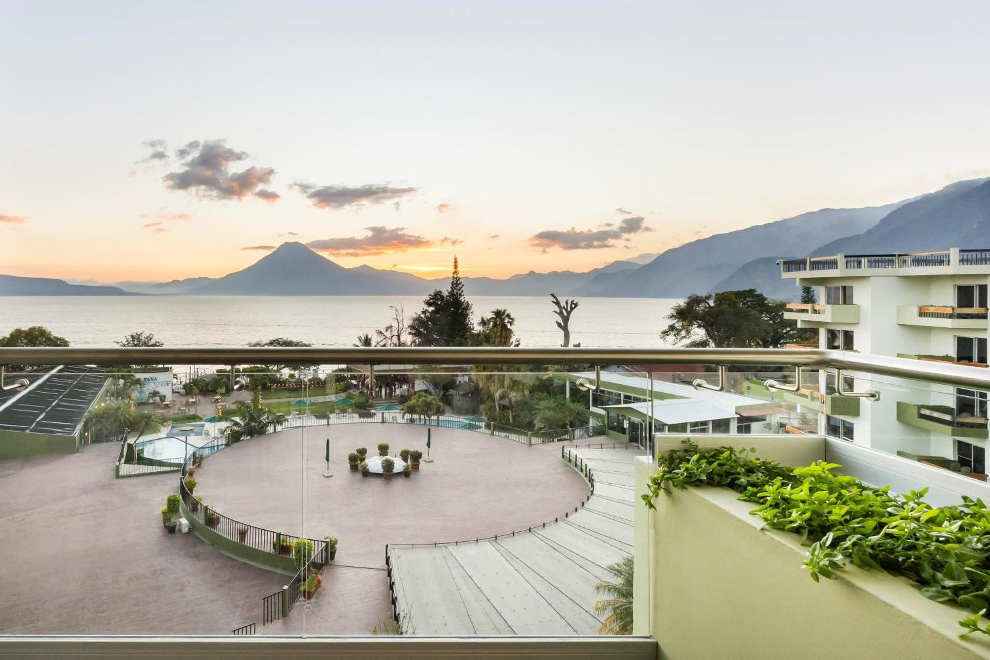 Porta Hotel Del Lago Panajachel Dış mekan fotoğraf